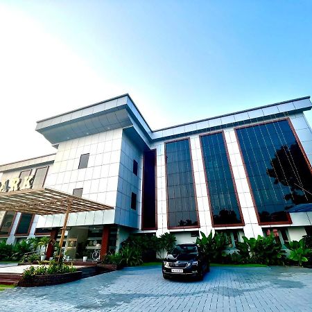 Hotel Seapark Kollam Dış mekan fotoğraf