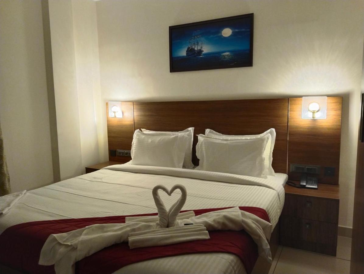 Hotel Seapark Kollam Dış mekan fotoğraf