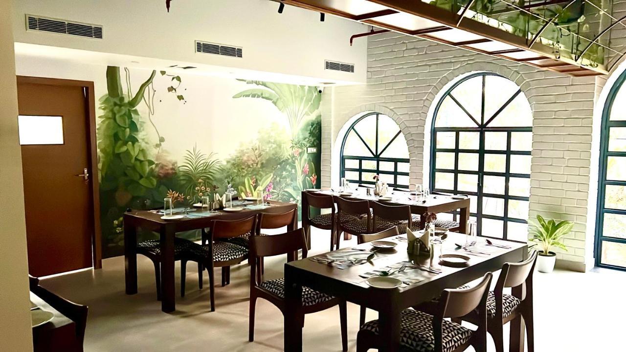 Hotel Seapark Kollam Dış mekan fotoğraf