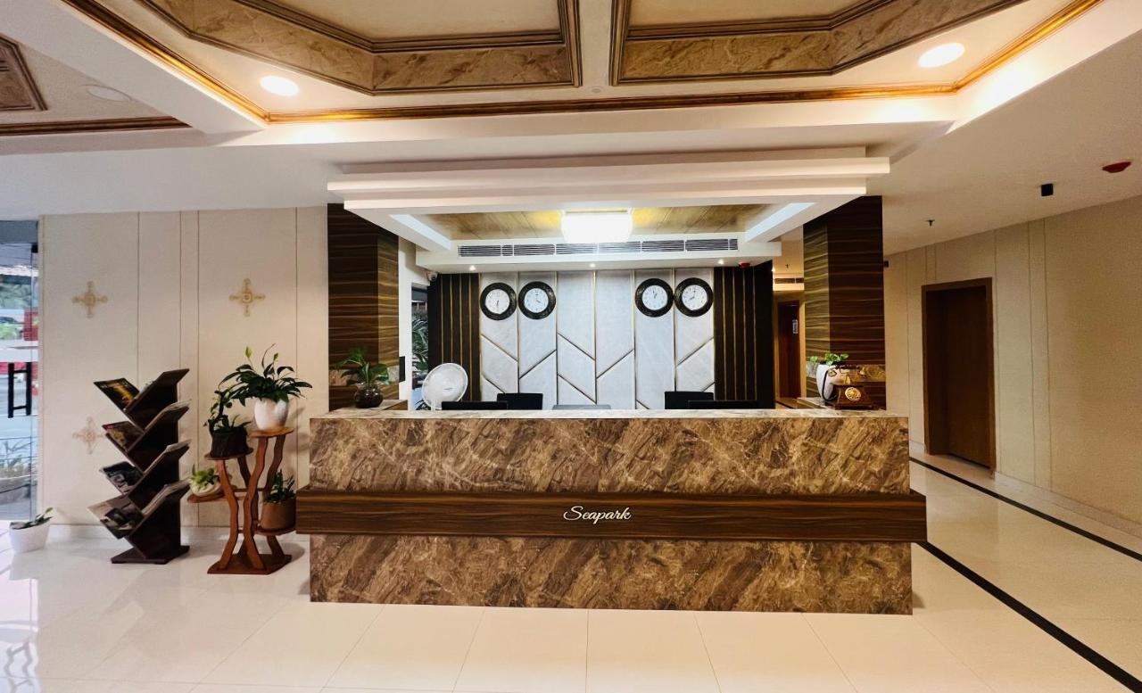 Hotel Seapark Kollam Dış mekan fotoğraf