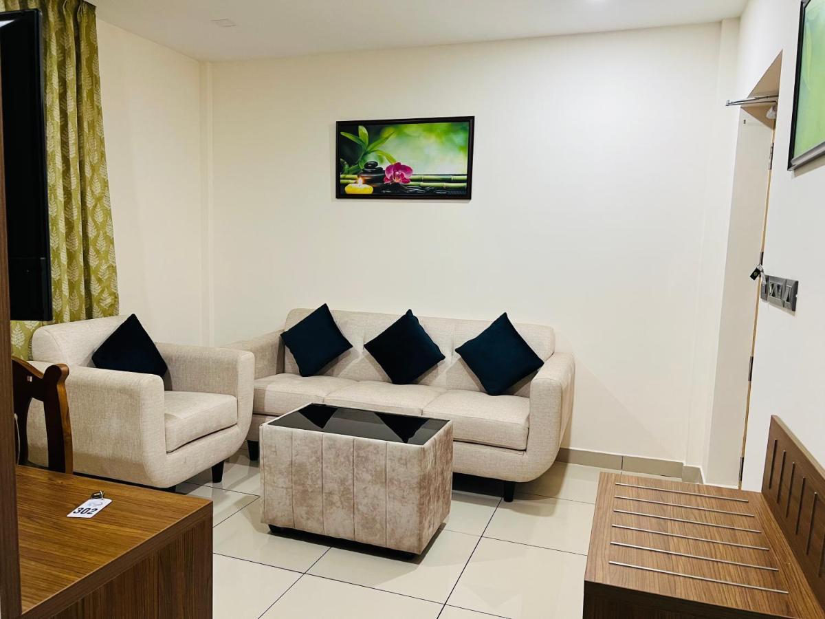Hotel Seapark Kollam Dış mekan fotoğraf