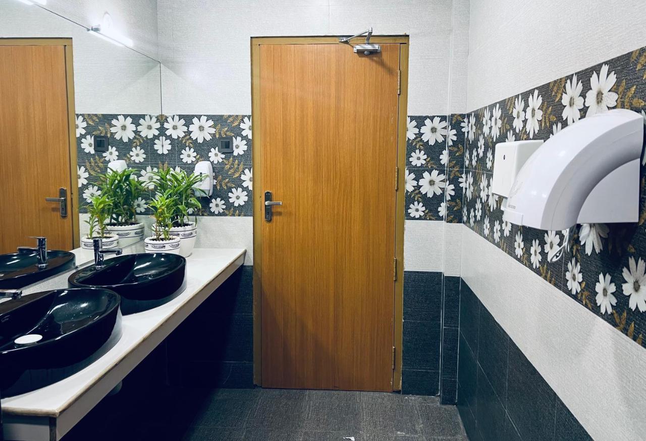 Hotel Seapark Kollam Dış mekan fotoğraf